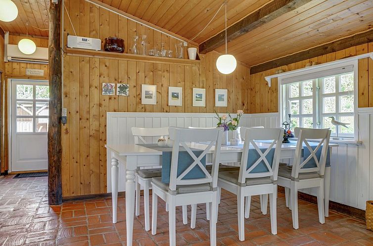 Vakantiehuis "Othinkarl" - 1km from the sea