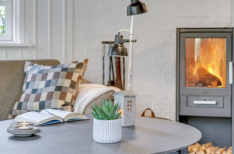 Vakantiehuis "Othinkarl" - 1km from the sea