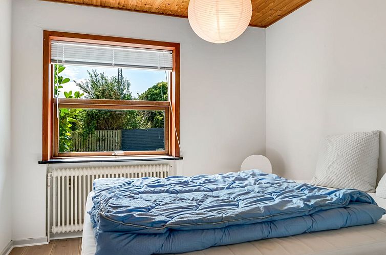 Vakantiehuis "Ilmo" - 1.9km from the sea