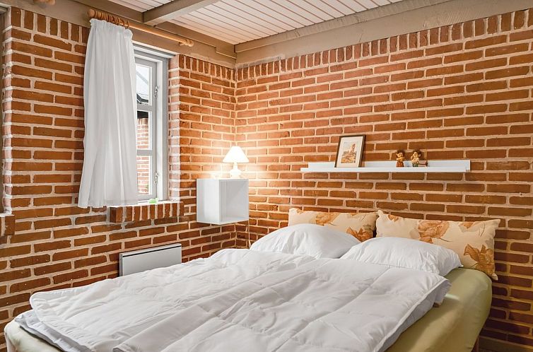 Vakantiehuis "Hilaria" - 2.1km from the sea