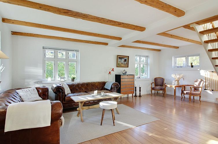 Vakantiehuis "Iara" - 6km from the sea