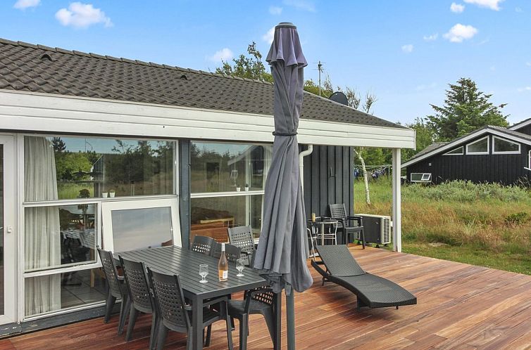 Vakantiehuis "Ilmo" - 950m from the sea