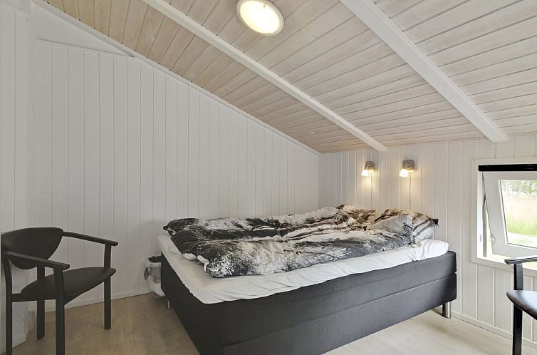 Vakantiehuis "Ilmo" - 950m from the sea