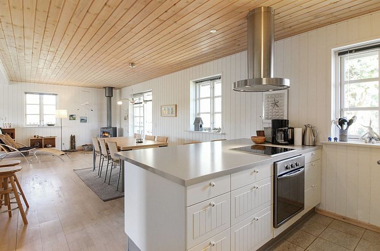 Vakantiehuis "Othelia" - 1.8km from the sea