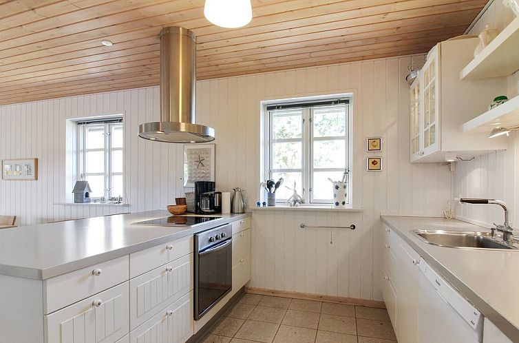 Vakantiehuis "Othelia" - 1.8km from the sea