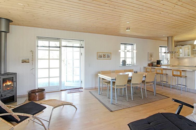 Vakantiehuis "Othelia" - 1.8km from the sea