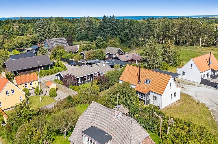 Vakantiehuis "Marijanne" - 500m from the sea