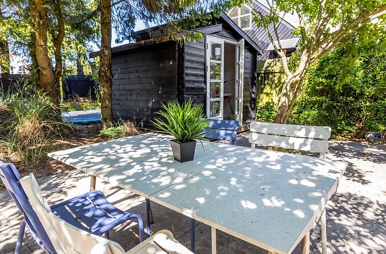 Vakantiehuis "Anouk" - 500m from the sea