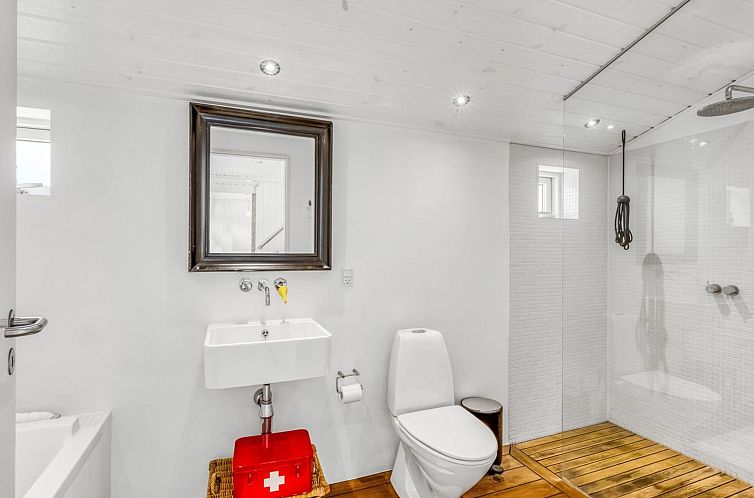 Vakantiehuis "Anouk" - 500m from the sea