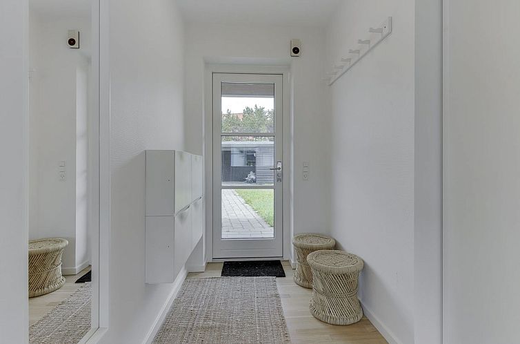 Vakantiehuis "Henke" - 500m from the sea