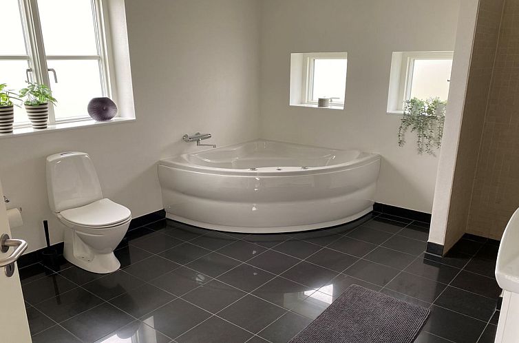 Vakantiehuis "Henke" - 500m from the sea