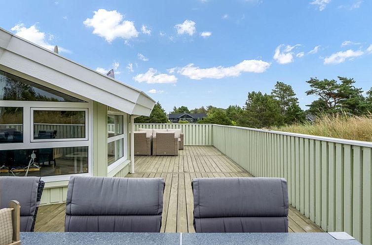 Vakantiehuis "Mila" - 750m from the sea