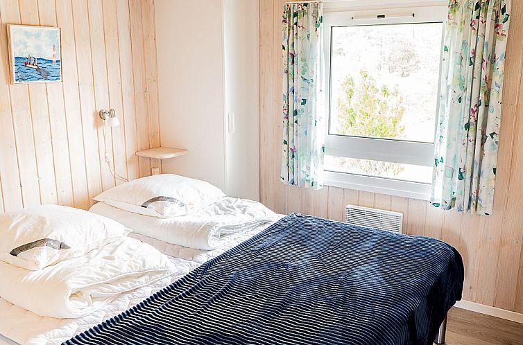 Vakantiehuis "Mila" - 750m from the sea