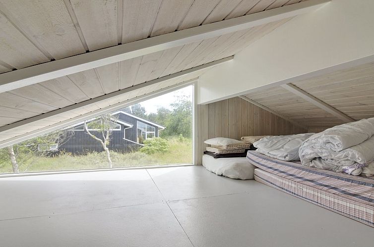 Vakantiehuis "Ilmo" - 950m from the sea