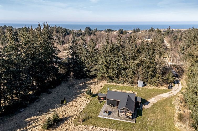 Vakantiehuis "Marla" - 1.1km from the sea