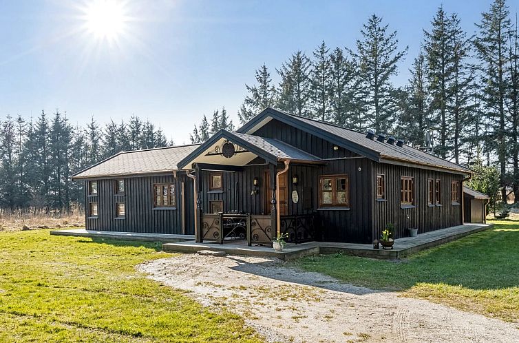 Vakantiehuis "Marla" - 1.1km from the sea