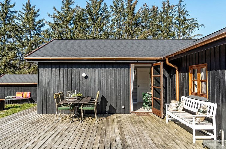 Vakantiehuis "Marla" - 1.1km from the sea