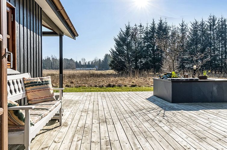 Vakantiehuis "Marla" - 1.1km from the sea