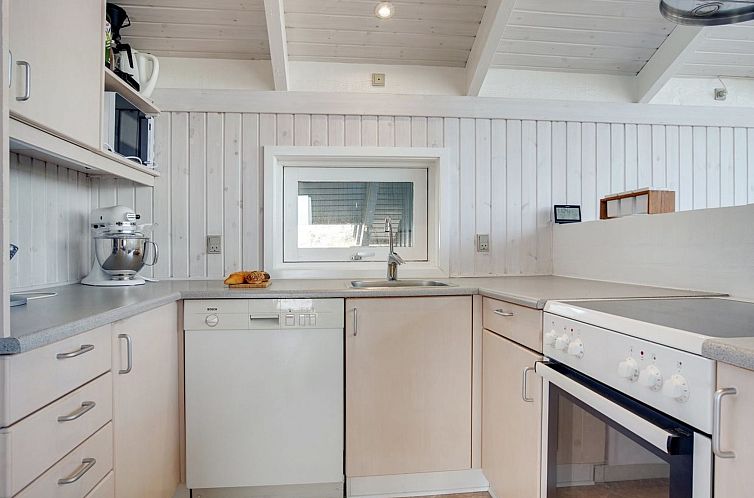 Vakantiehuis "Fransisca" - 600m from the sea