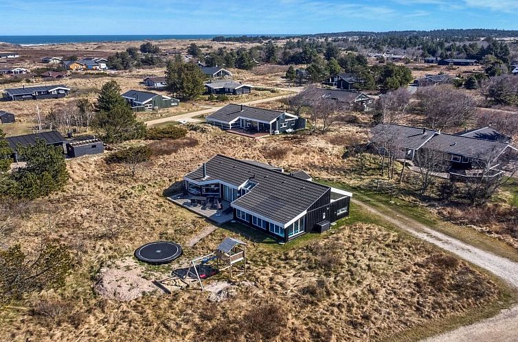 Guest house 0142832 - Holiday property North Jutland - Vakantiehuis "Amadahy" - 950m from the sea
