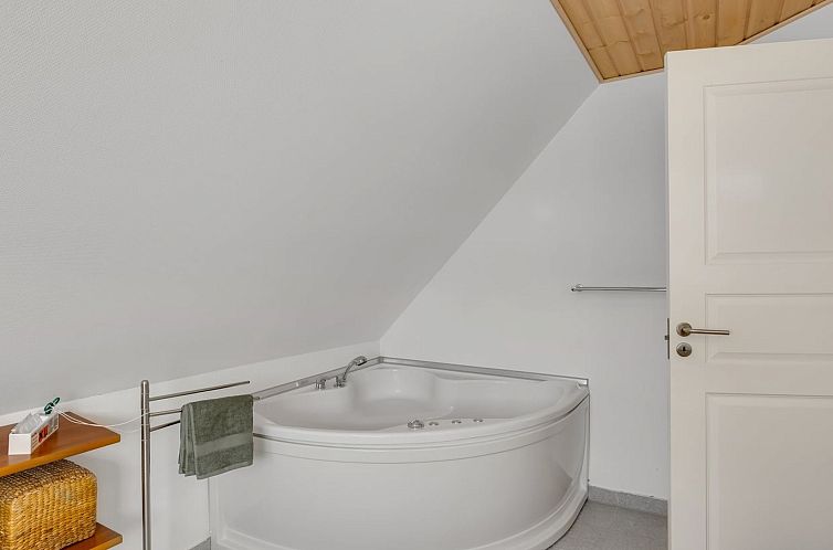 Vakantiehuis "Othelia" - 1.8km from the sea