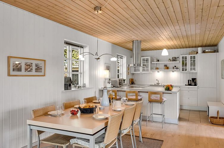 Vakantiehuis "Othelia" - 1.8km from the sea