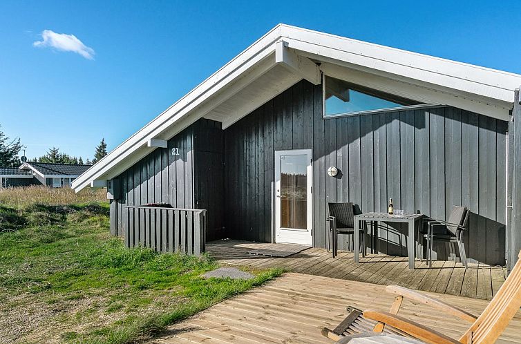 Vakantiehuis "Bothilda" - 660m from the sea