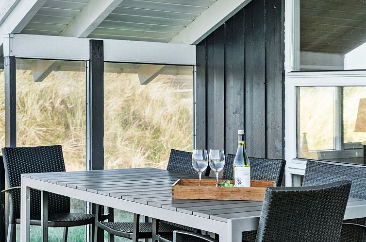 Vakantiehuis "Bothilda" - 660m from the sea