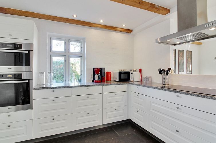 Vakantiehuis "Iara" - 6km from the sea