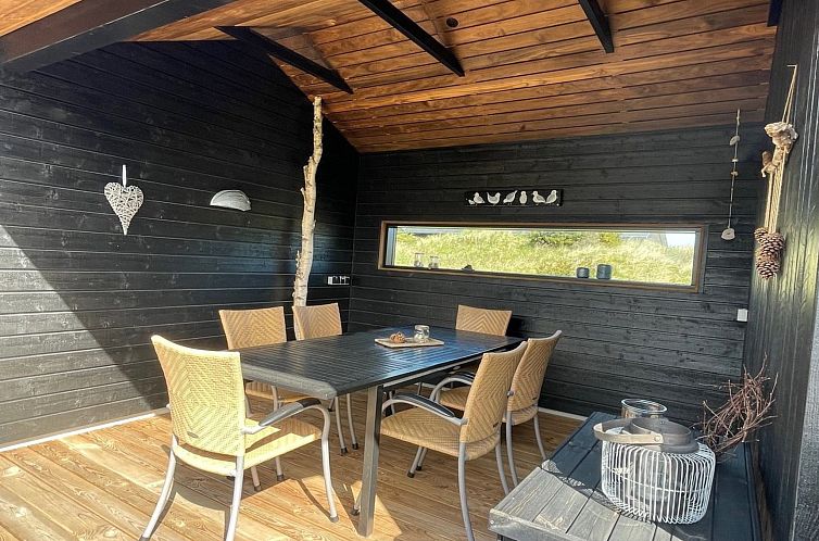 Vakantiehuis "Hinda" - 1.2km from the sea