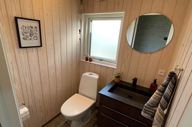 Vakantiehuis "Hinda" - 1.2km from the sea