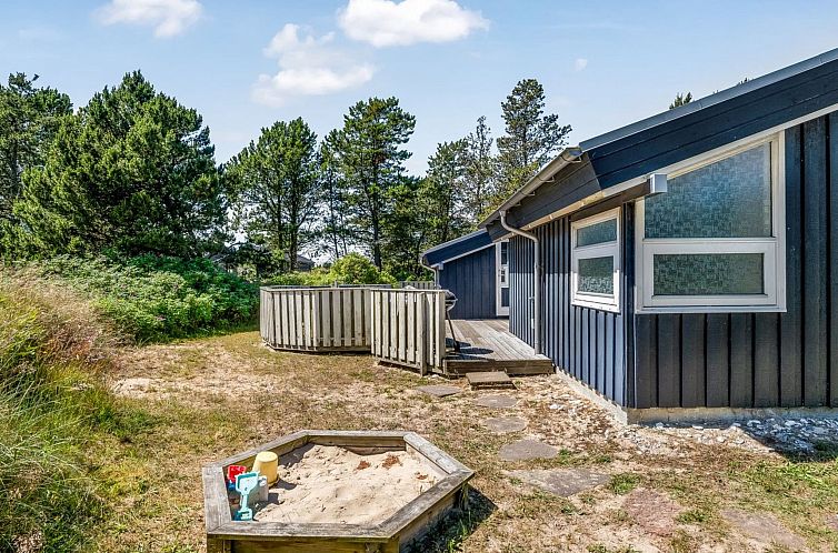 Vakantiehuis "Erle" - 990m from the sea