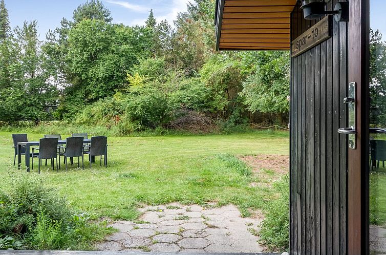 Vakantiehuis "Wenche" - 840m from the sea