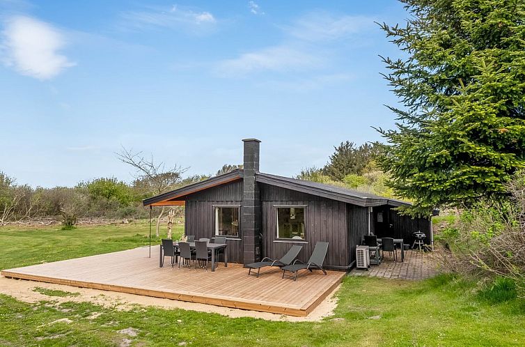 Vakantiehuis "Wenche" - 840m from the sea