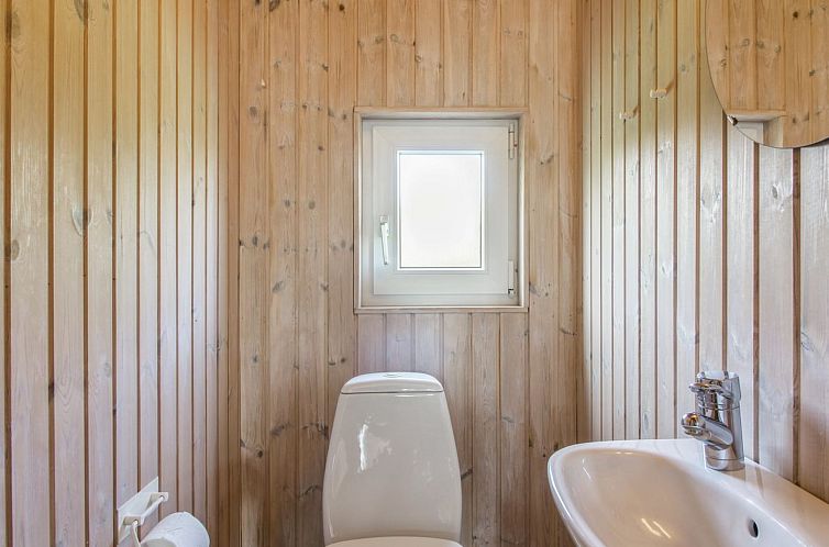 Vakantiehuis "Menka" - 1.3km from the sea