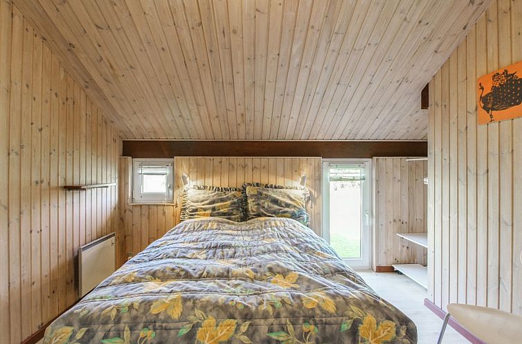 Vakantiehuis "Menka" - 1.3km from the sea