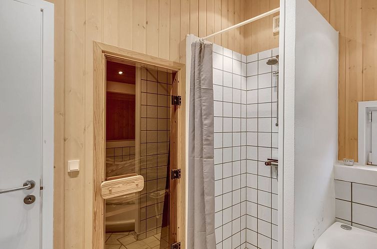 Vakantiehuis "Aswaldi" - 1.5km from the sea