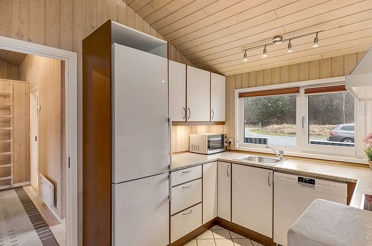 Vakantiehuis "Aswaldi" - 1.5km from the sea