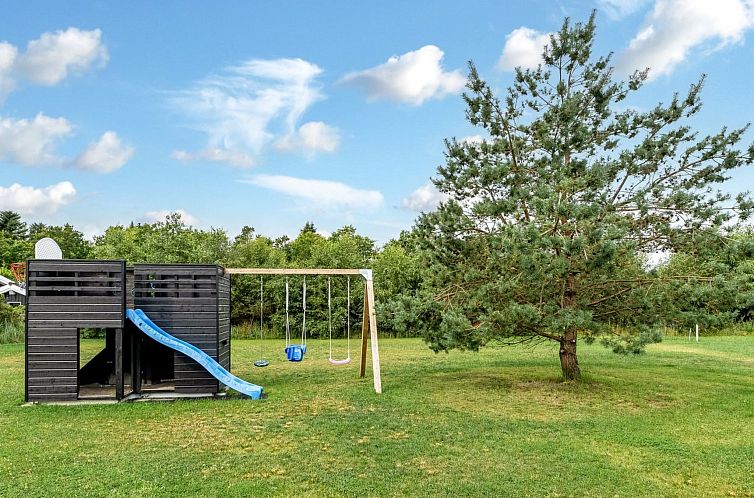 Vakantiehuis "Frederikke" - 990m from the sea