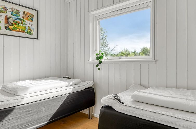 Vakantiehuis "Frederikke" - 990m from the sea