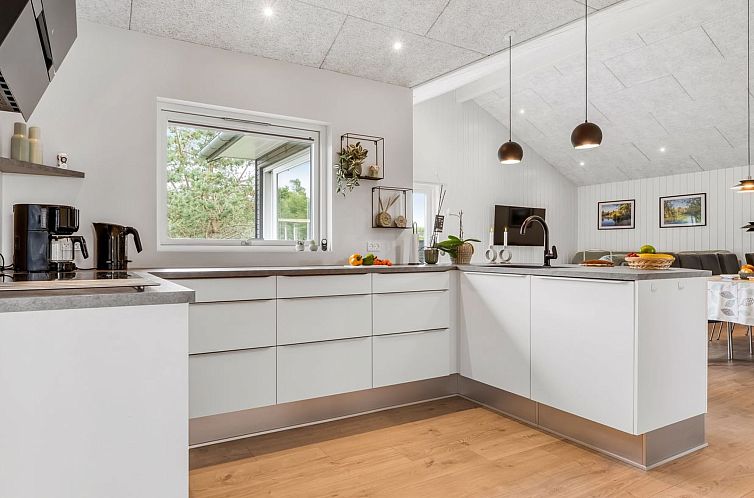 Vakantiehuis "Frederikke" - 990m from the sea