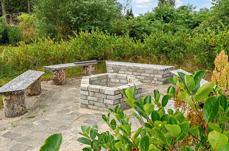 Vakantiehuis "Sunna" - 1.2km from the sea