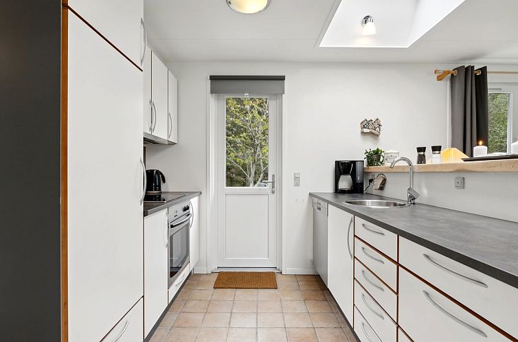 Vakantiehuis "Merrit" - 350m from the sea