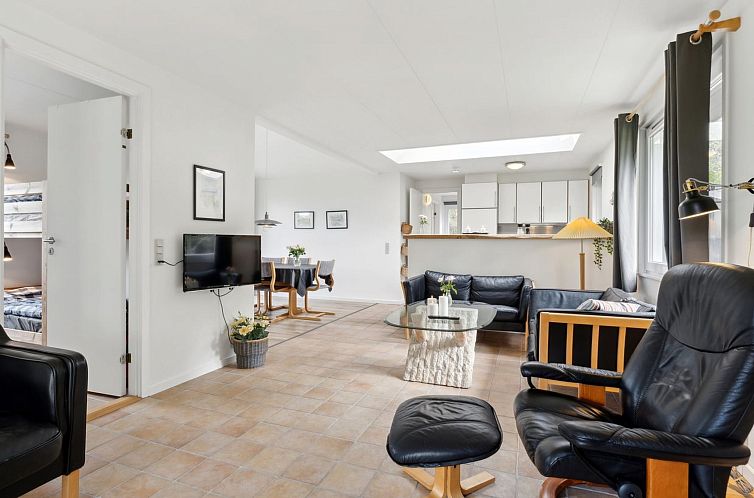 Vakantiehuis "Merrit" - 350m from the sea