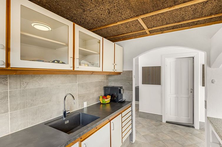 Vakantiehuis "Falk" - 900m from the sea