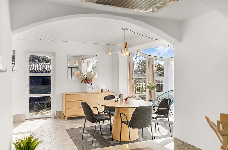 Vakantiehuis "Falk" - 900m from the sea