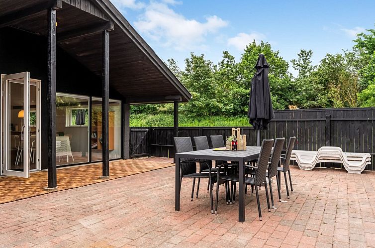 Vakantiehuis "Sibyll" - 1km from the sea