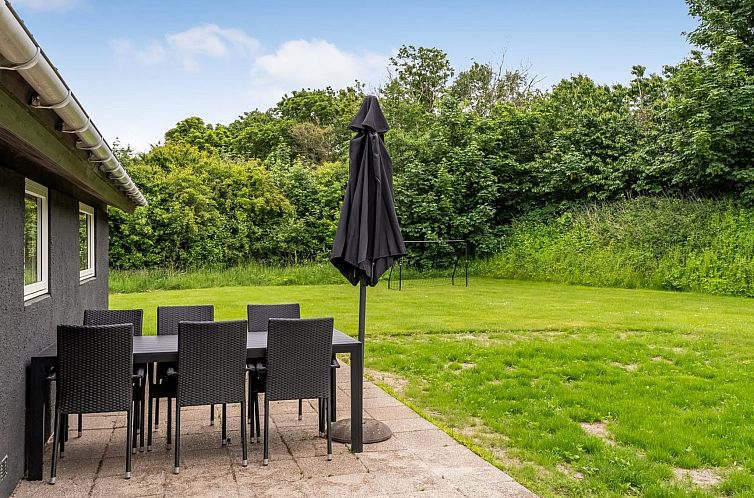 Vakantiehuis "Sibyll" - 1km from the sea