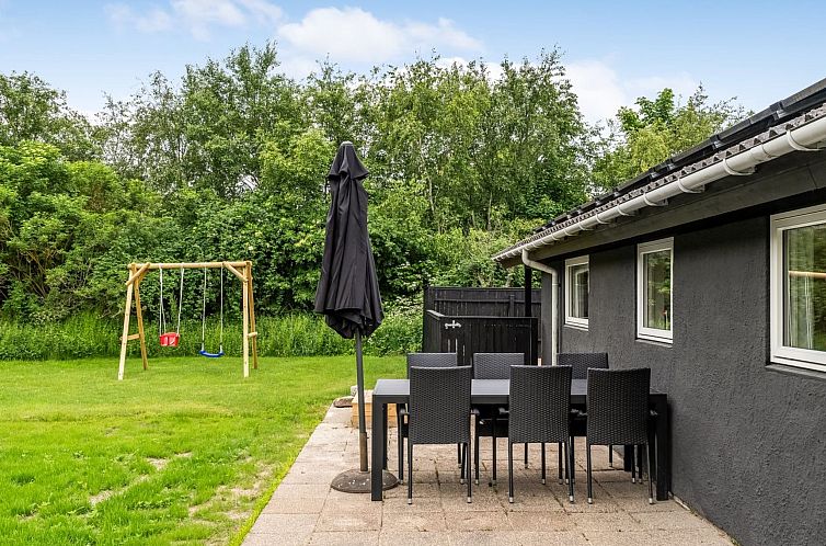 Vakantiehuis "Sibyll" - 1km from the sea