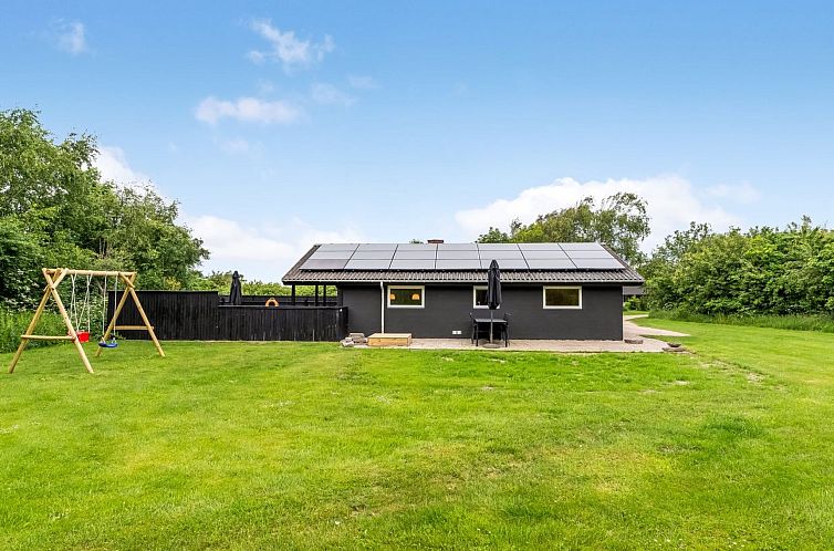 Vakantiehuis "Sibyll" - 1km from the sea